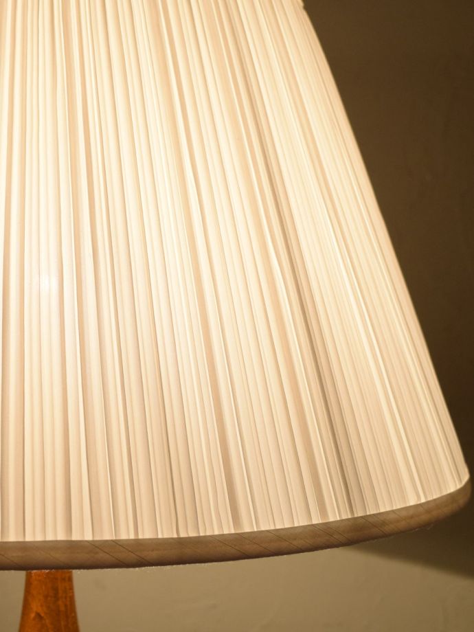 フロアランプのシェード