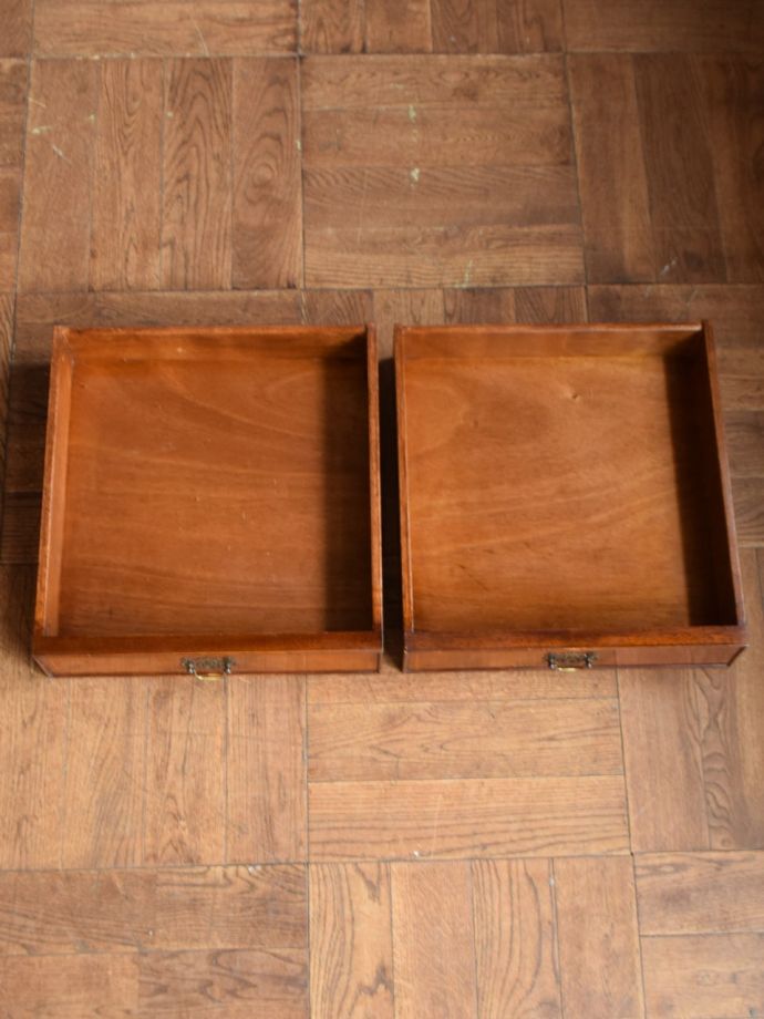 引き出しの中もキレイに修復しました