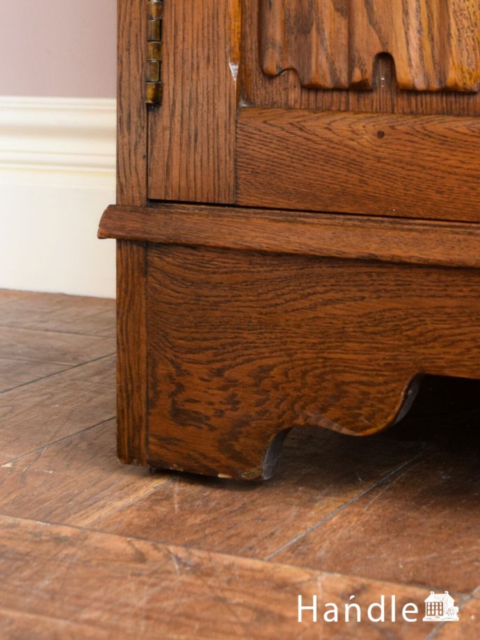 アンティーク家具の脚