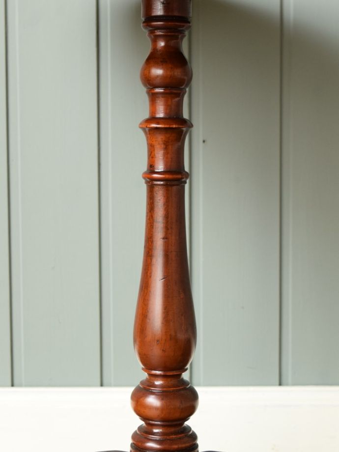 アンティークらしい装飾