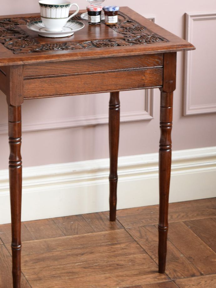 おしゃれなサイドテーブル