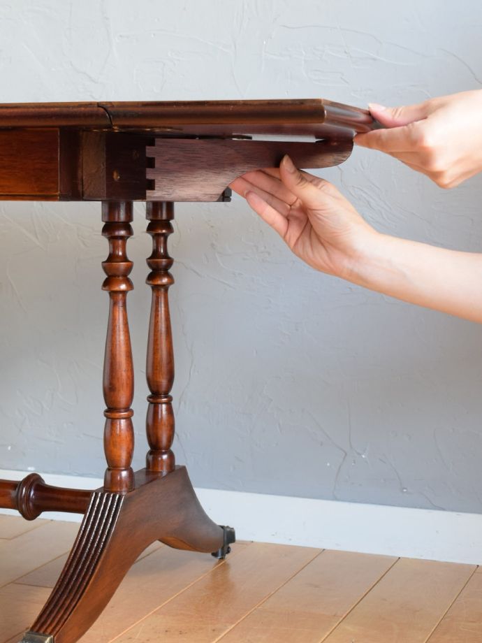 伸長式テーブルのサイズ変更方法