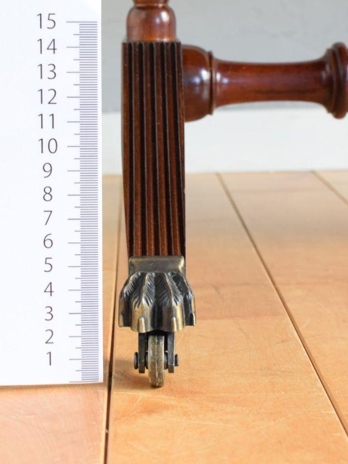 伸長式テーブルの脚