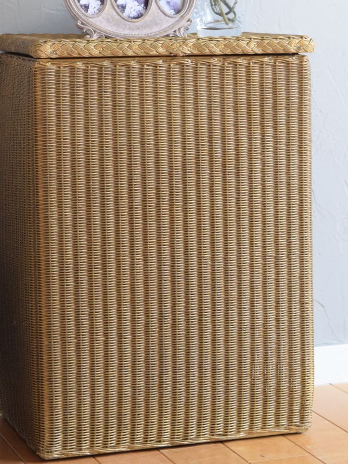 ロイドルームボックスの色