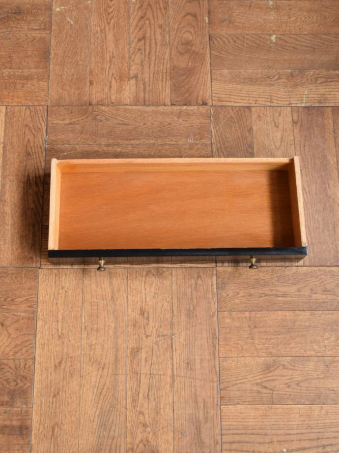 オープンシェルフの引き出し