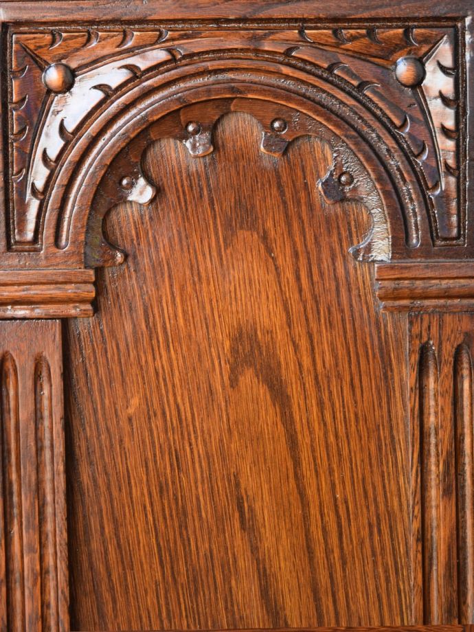 キャビネットの装飾