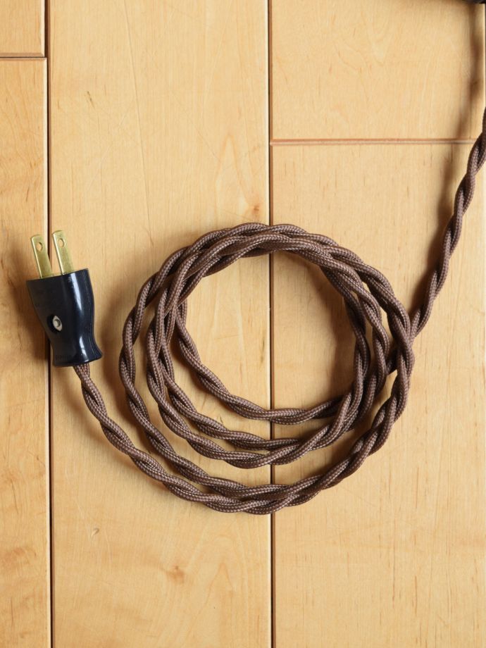 フロアランプのコード