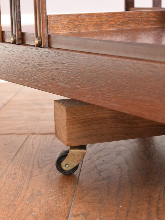 アンティーク家具の脚