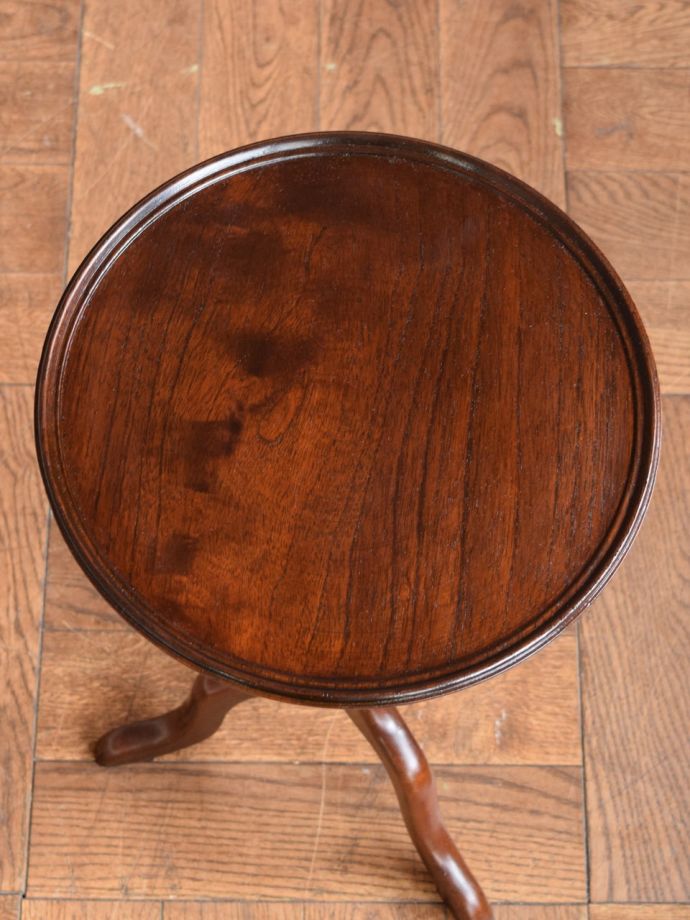 アンティークのテーブルの天板