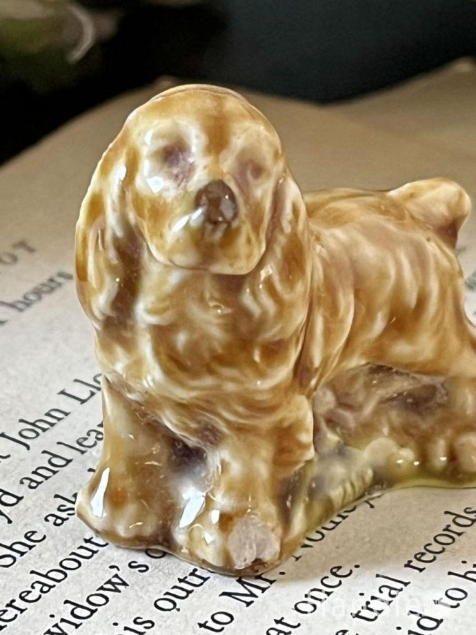 アンティークのフィギュリン