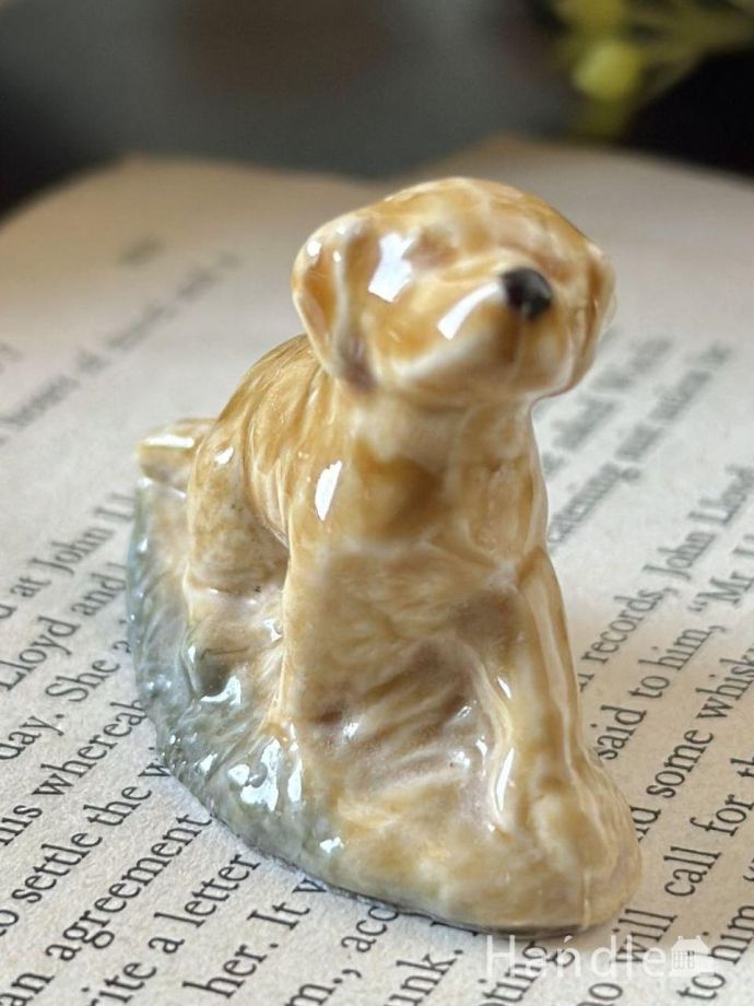 アンティークのフィギュリン