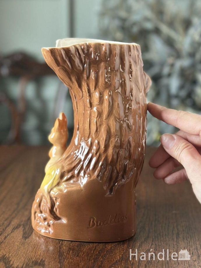 陶磁器のフラワーベース