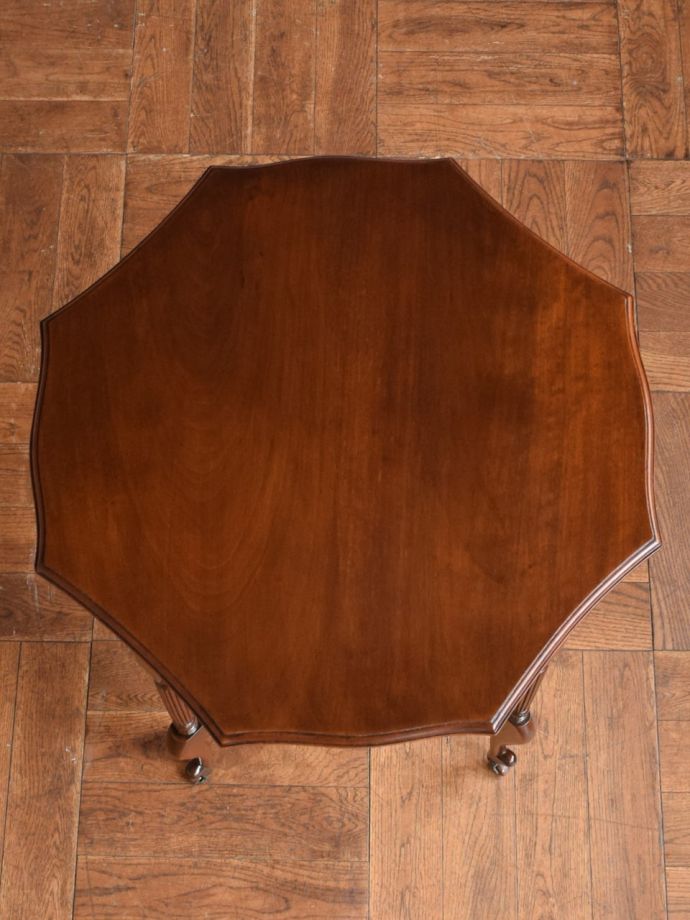 オケージョナルテーブルの天板