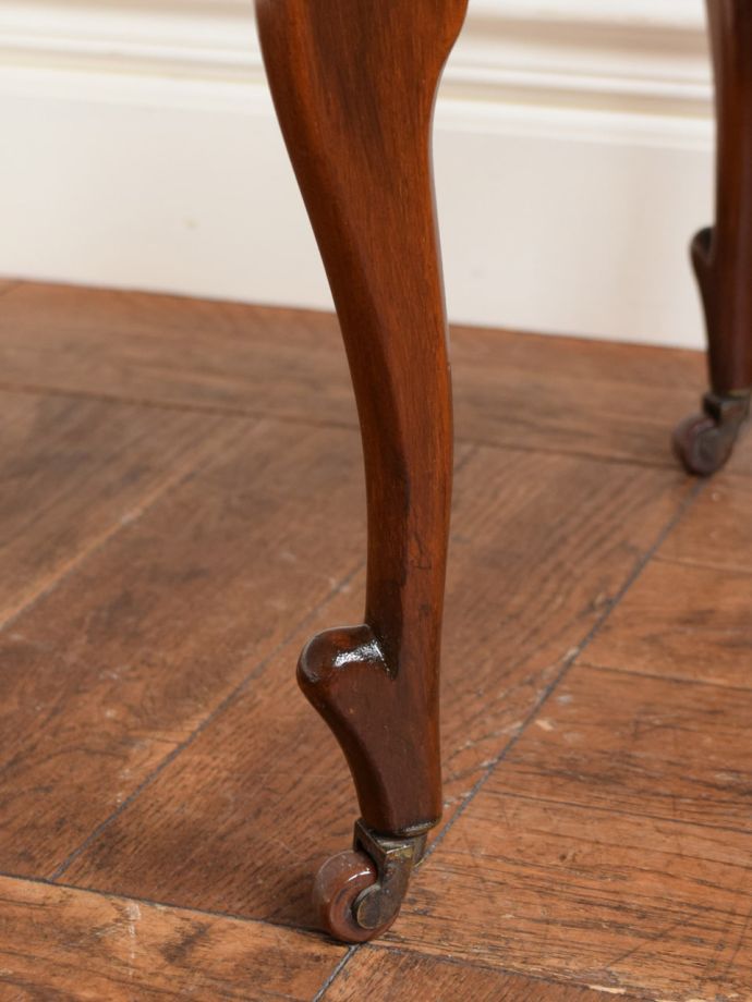 アンティーク家具の脚