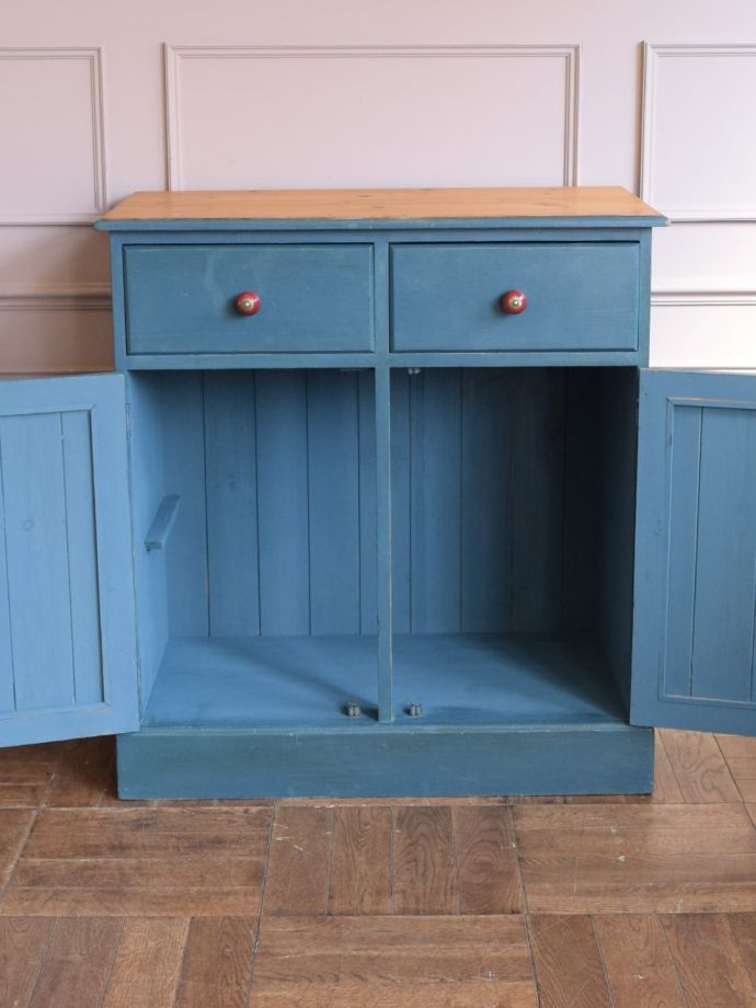 扉を開けて中を見ると･･･