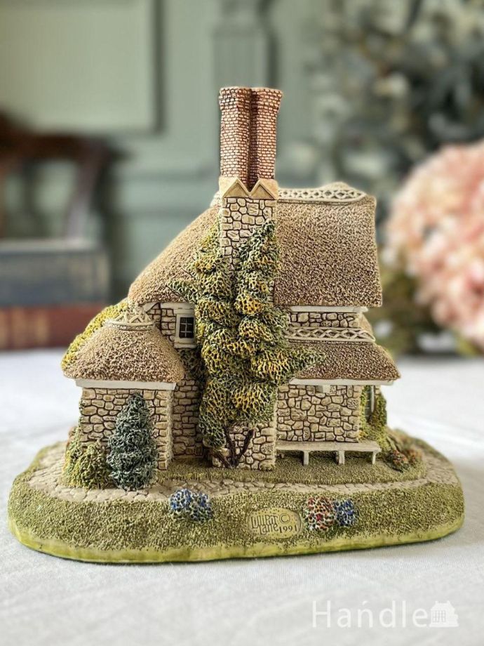 大きな煙突のある英国の可愛いお家、リリパットレーン（Lilliput Lane