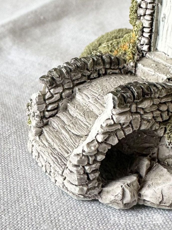 欠けがあります。