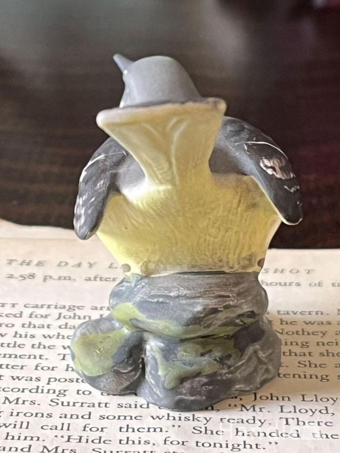 アンティークの置物