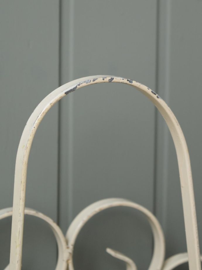 マガジンラックの持ち手