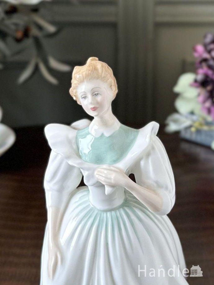 アンティークのフィギュリン