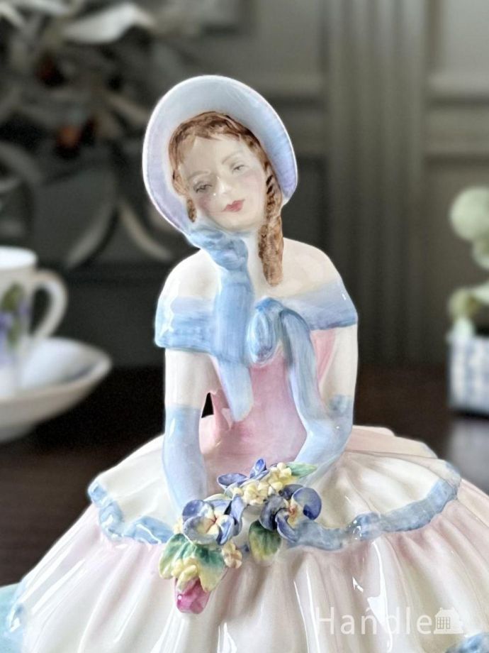 アンティークのフィギュリン