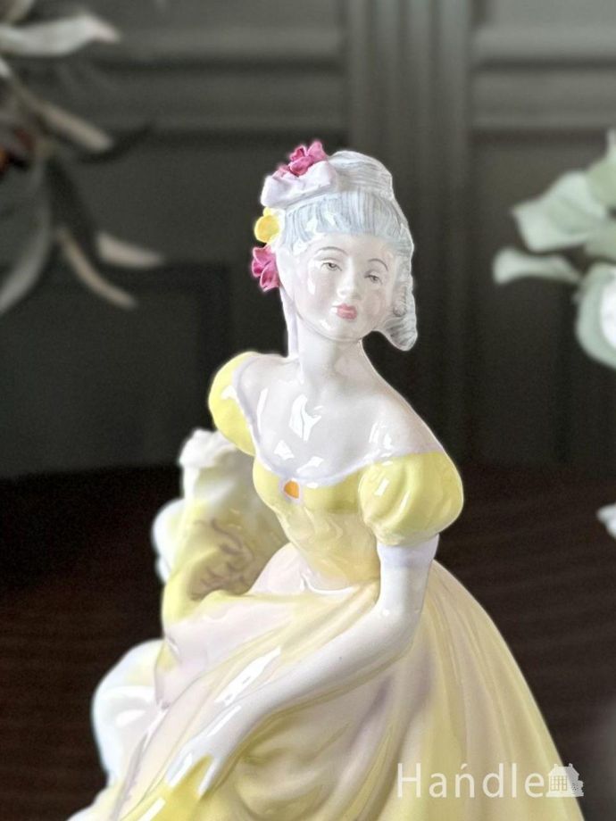 アンティークのフィギュリン