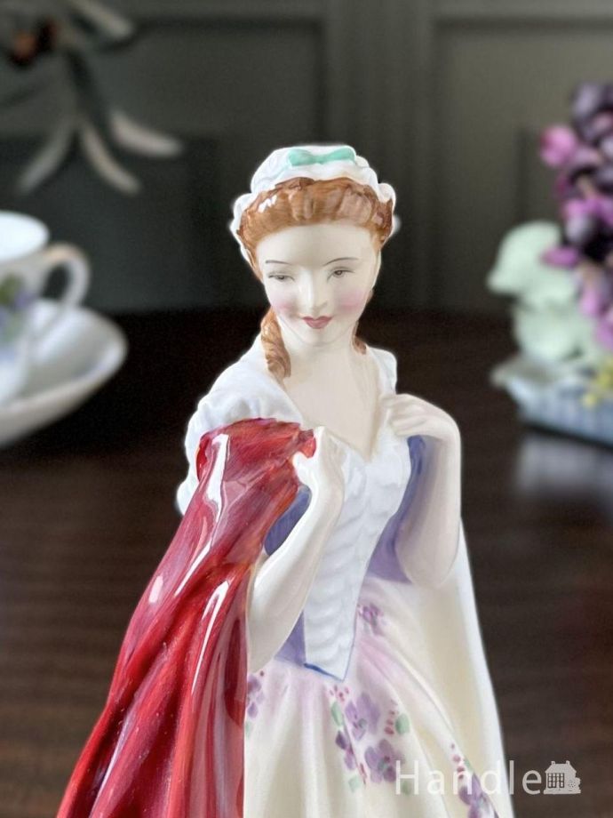 アンティークのフィギュリン