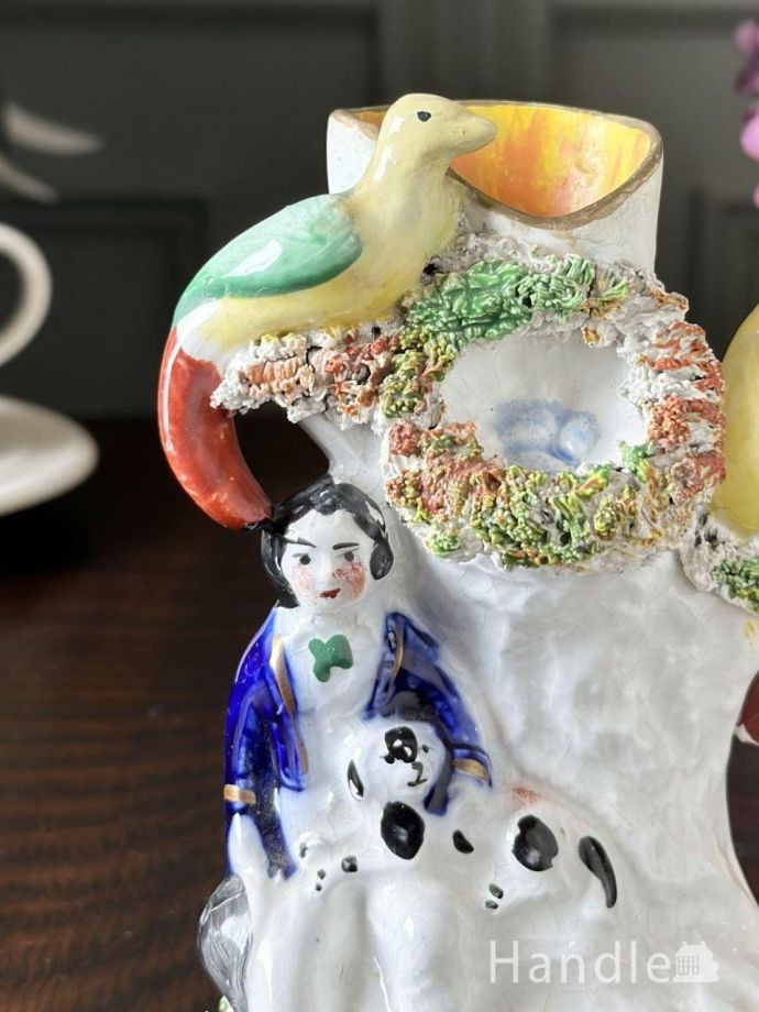 アンティークのフィギュリン