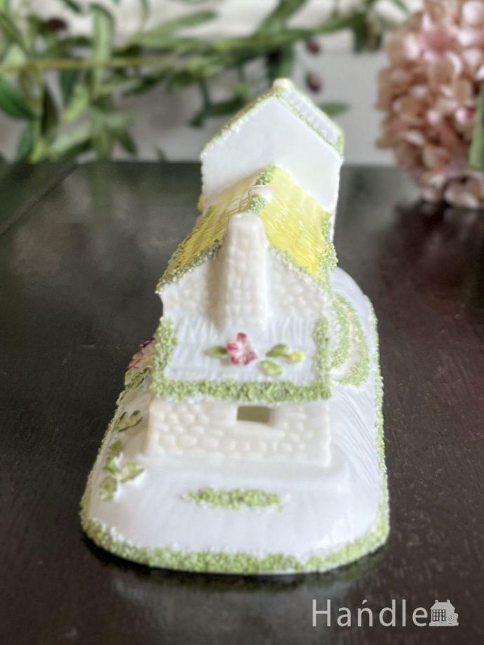 コールポートの置物