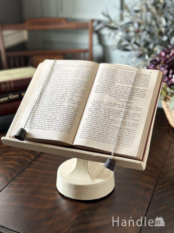 アンティークのレシピスタンド