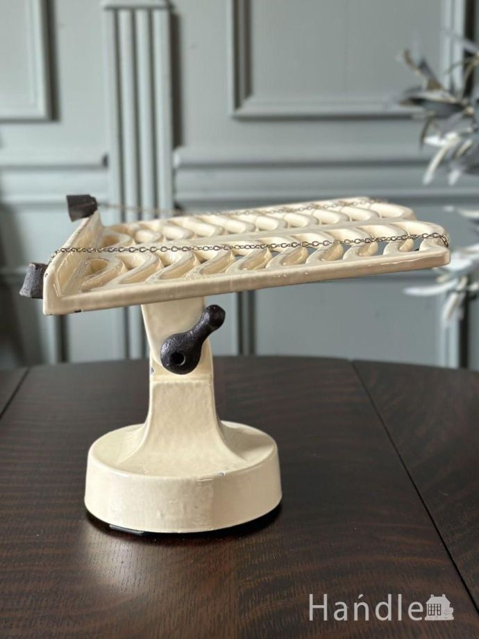 便利に使えるアンティークキッチン雑貨