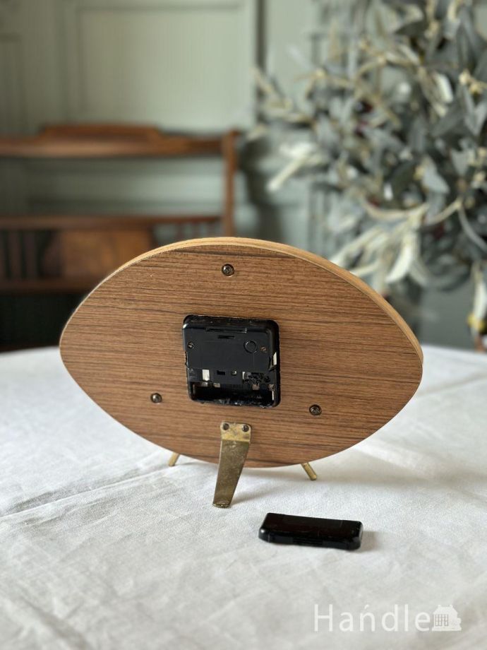 アンティーク時計の裏側