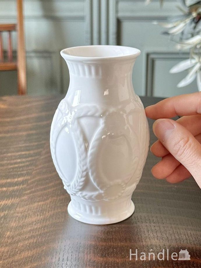 陶磁器のフラワーベース