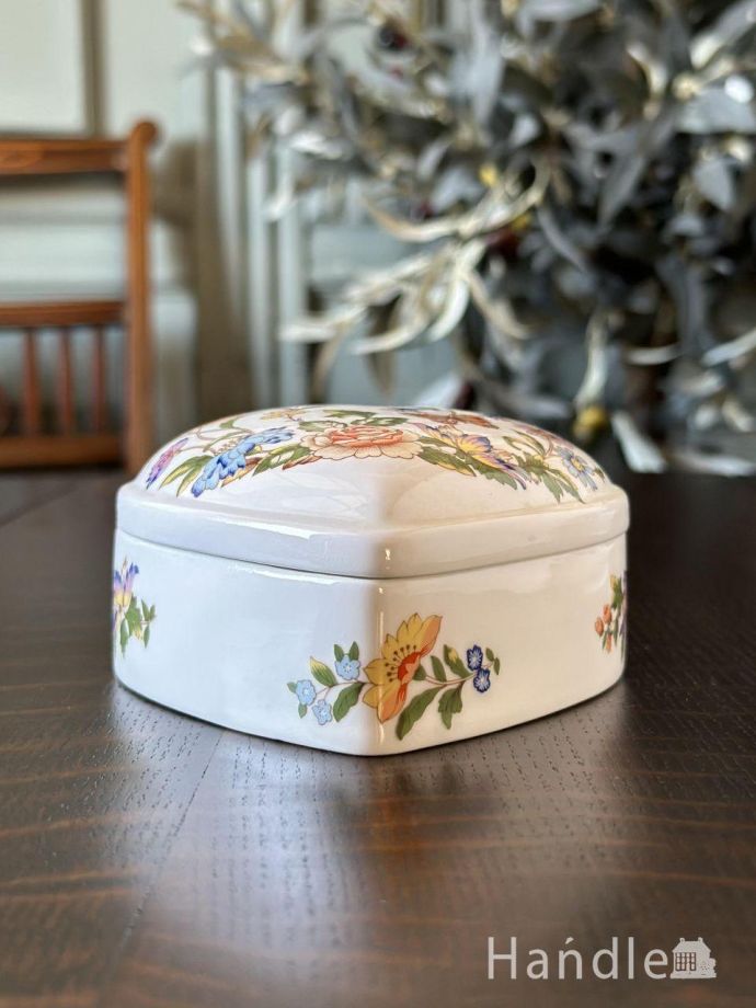 おしゃれな小物入れ