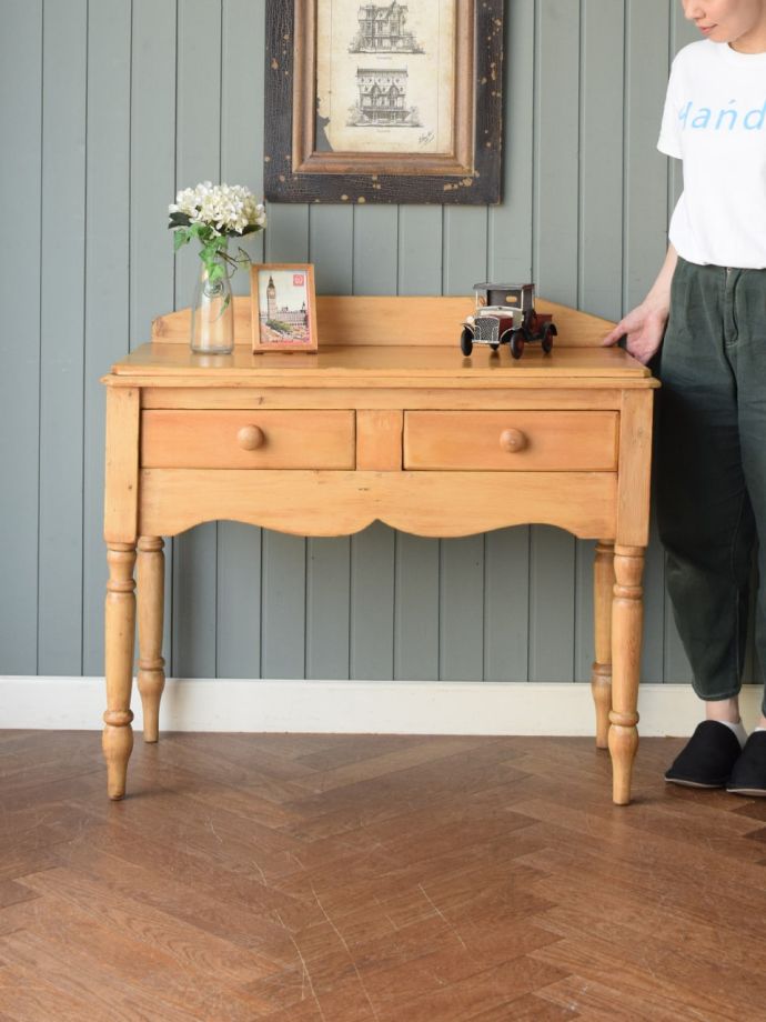 アンティークコンソールテーブル