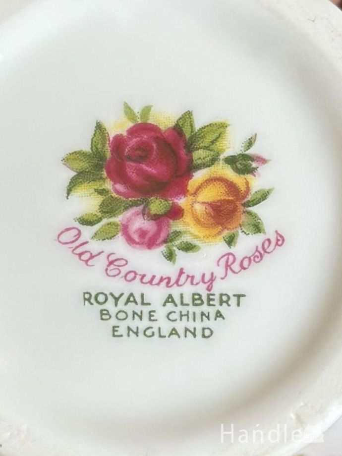 イギリスから届いたロイヤルアルバート、オールドカントリーローズの陶