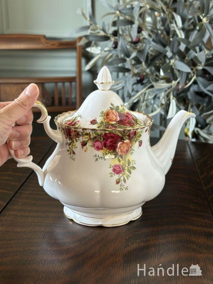 おしゃれなティーポット