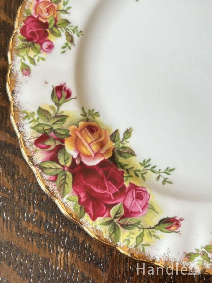 イギリスのカップ&ソーサー(トリオ)