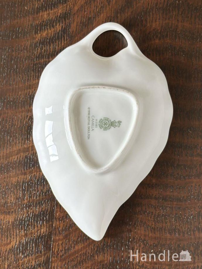 プレートの後ろ