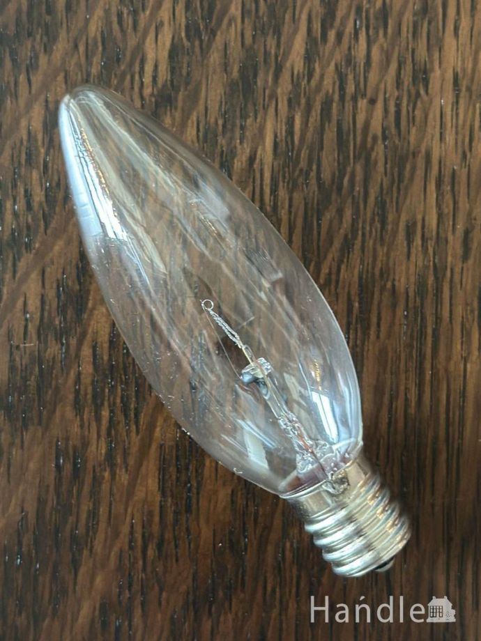 デスクライトの電球