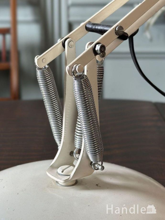 ビンテージデスクランプの土台