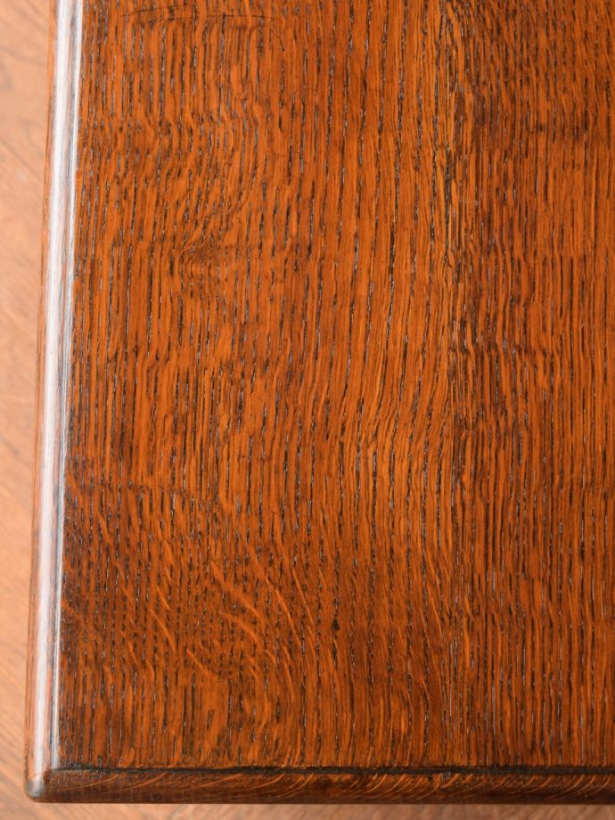 ブランケットボックスの天板