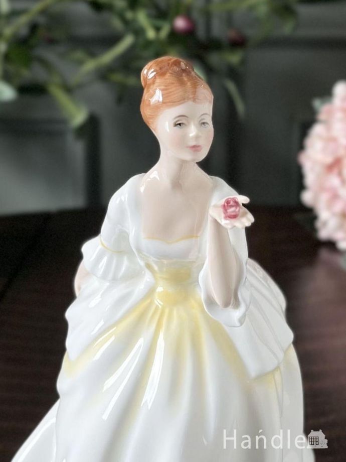 アンティークのフィギュリン