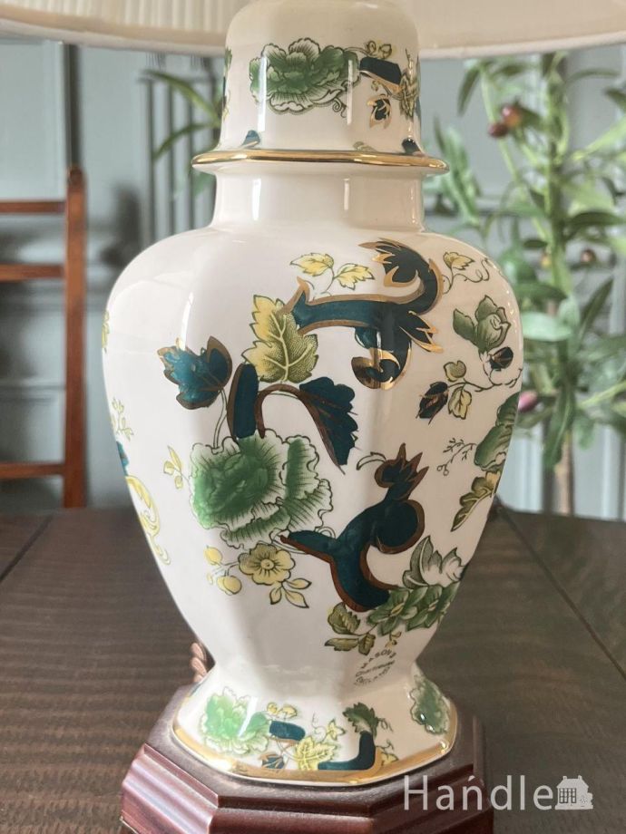 テーブルランプの装飾