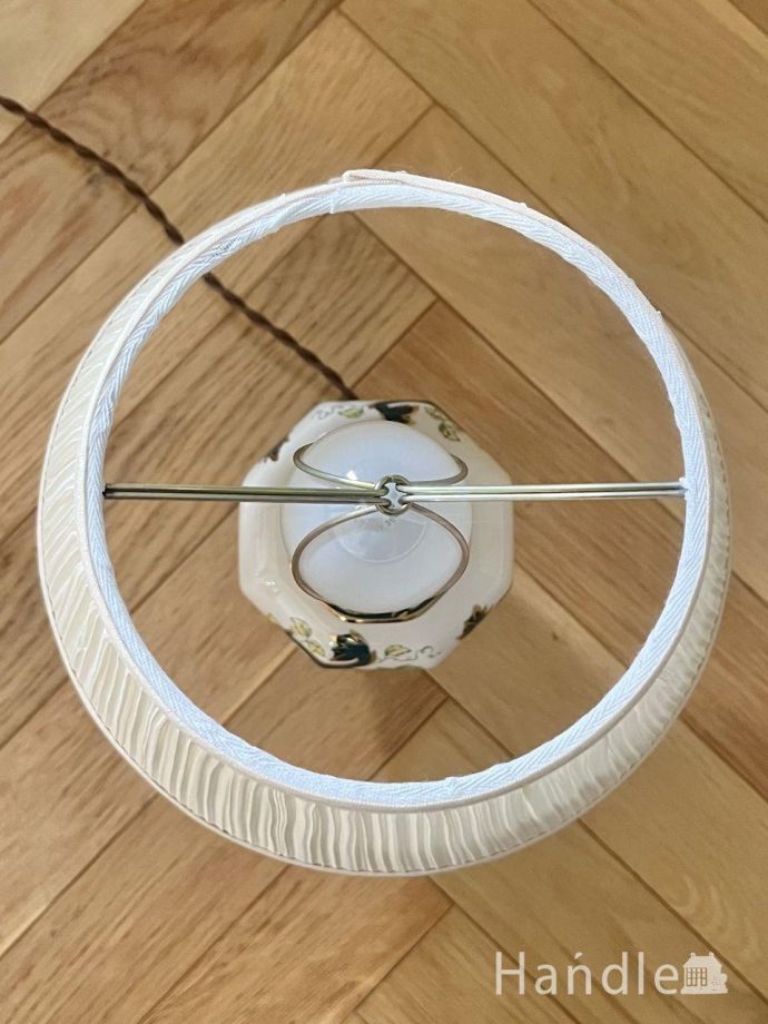 ホルダータイプのシェードです。