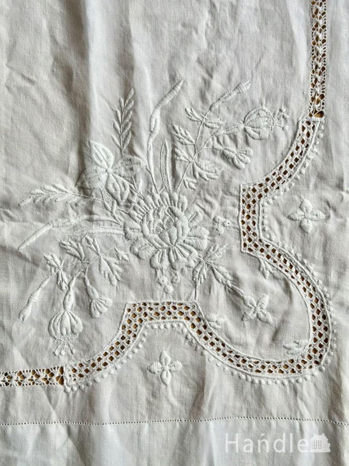 アンティークのクロス