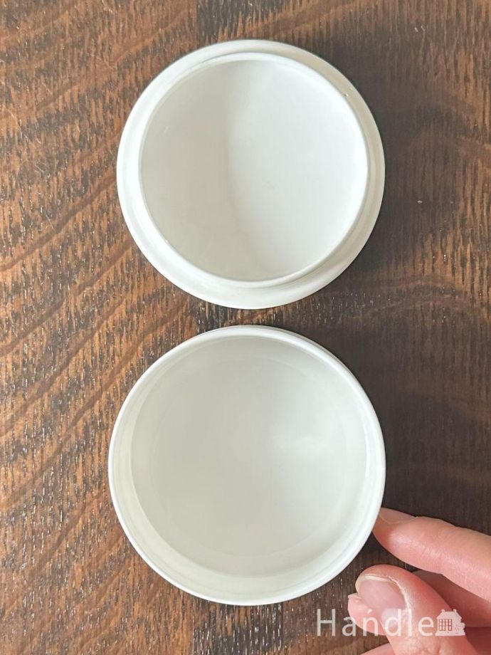 アンティークのトリンケットボックス