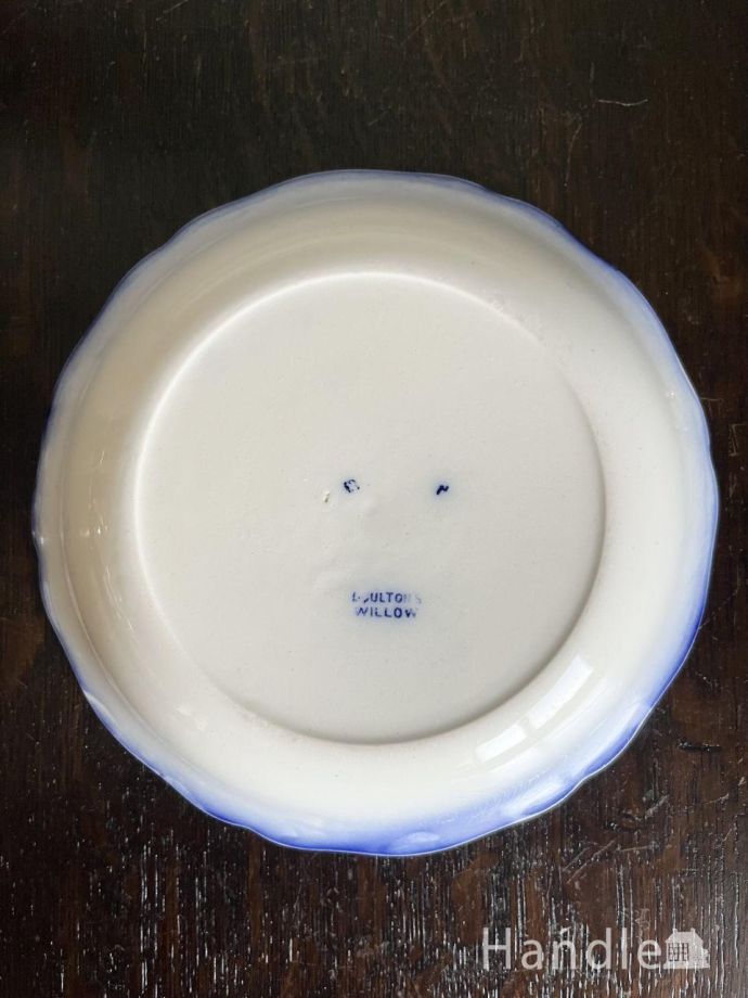 プレートの後ろ