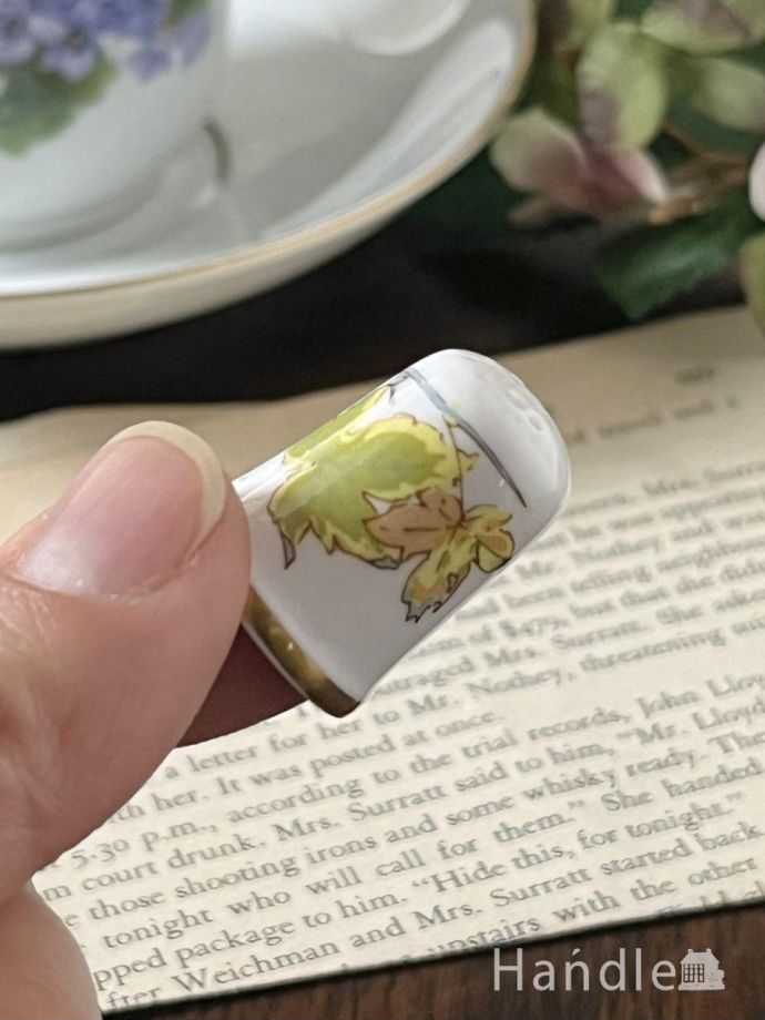 英国アンティークのおしゃれなシンブル