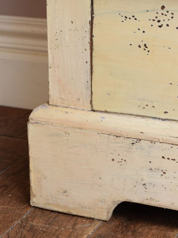 アンティーク家具の脚